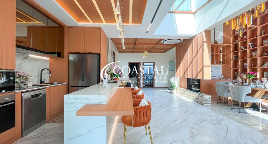 Casa en venta de 5 habitaciones en Bang Lamung, Chonburi
