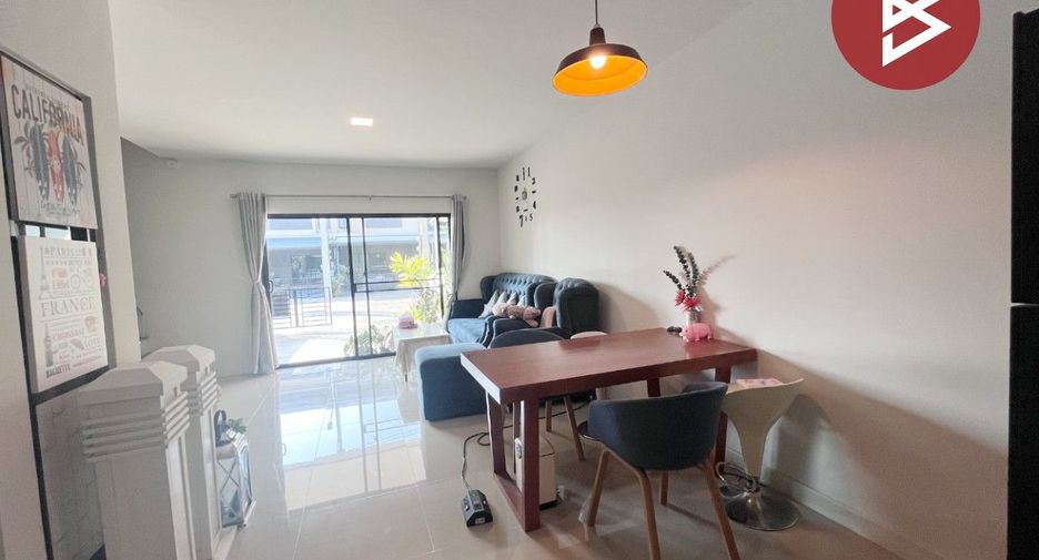 For sale 4 bedrooms townhouse in Lat Lum Kaeo, Pathum Thani