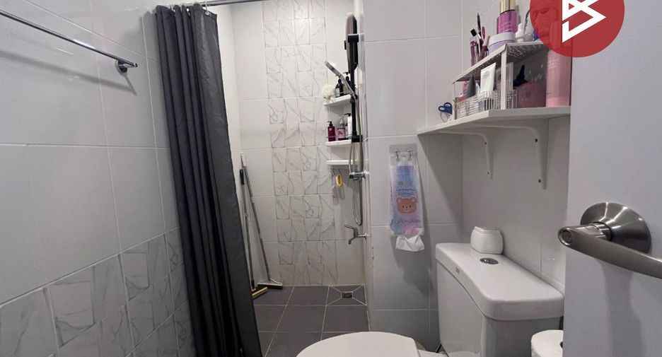 For sale 4 bedrooms townhouse in Lat Lum Kaeo, Pathum Thani