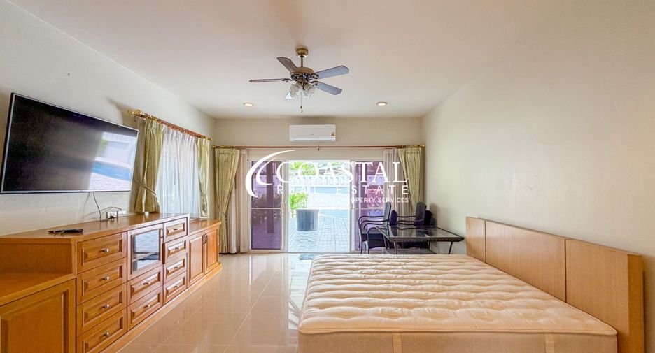 Casa en alquiler de 3 habitaciones en Bang Lamung, Chonburi
