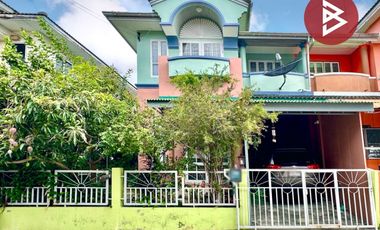 出售 4 卧室 联排别墅 在 Mueang Samut Prakan, Samut Prakan