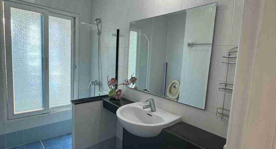 Casa en alquiler de 3 habitaciones en Ban Chang, Rayong