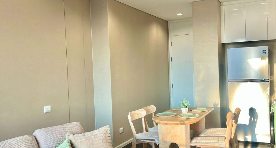 For rent 2 bedrooms condo in Chatuchak, Bangkok