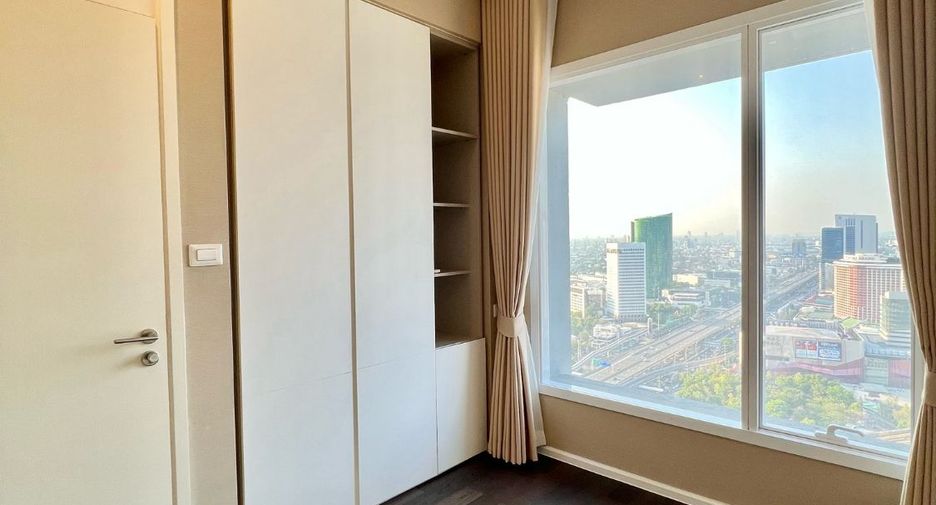 For rent 2 bedrooms condo in Chatuchak, Bangkok