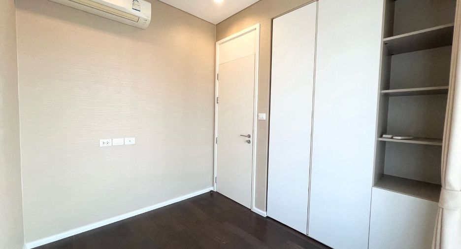 For rent 2 bedrooms condo in Chatuchak, Bangkok