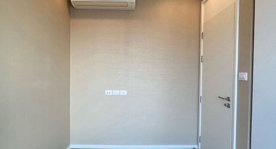 For rent 2 bedrooms condo in Chatuchak, Bangkok