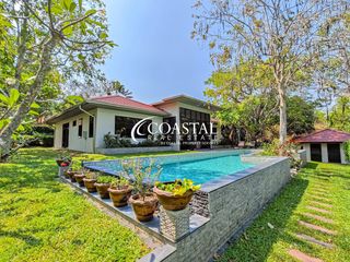 Casa en venta de 4 habitaciones en Bang Saray, Pattaya
