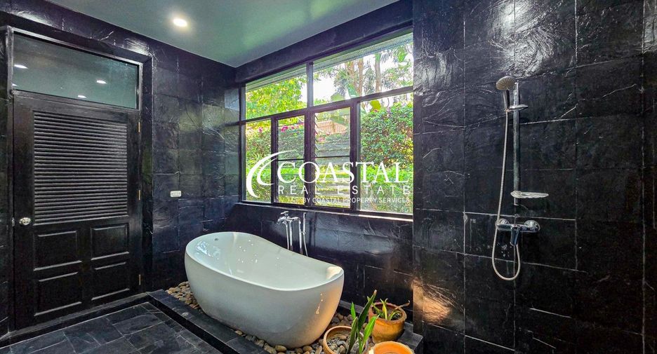 À vendre 4 chambres maison à Sattahip, Chonburi