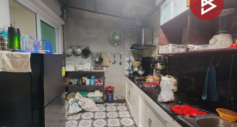 For sale 3 bedrooms townhouse in Bang Phli, Samut Prakan