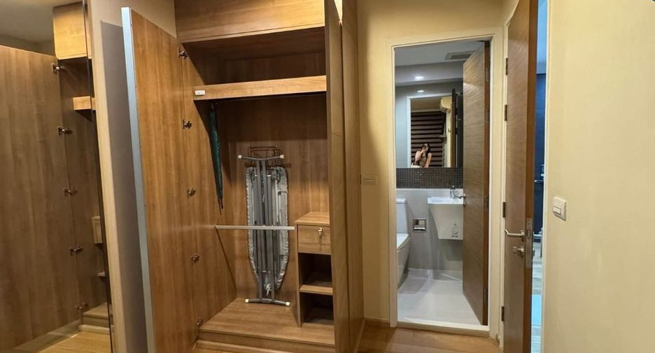 Condo en alquiler y en venta de 2 habitaciones en Phra Khanong, Bangkok