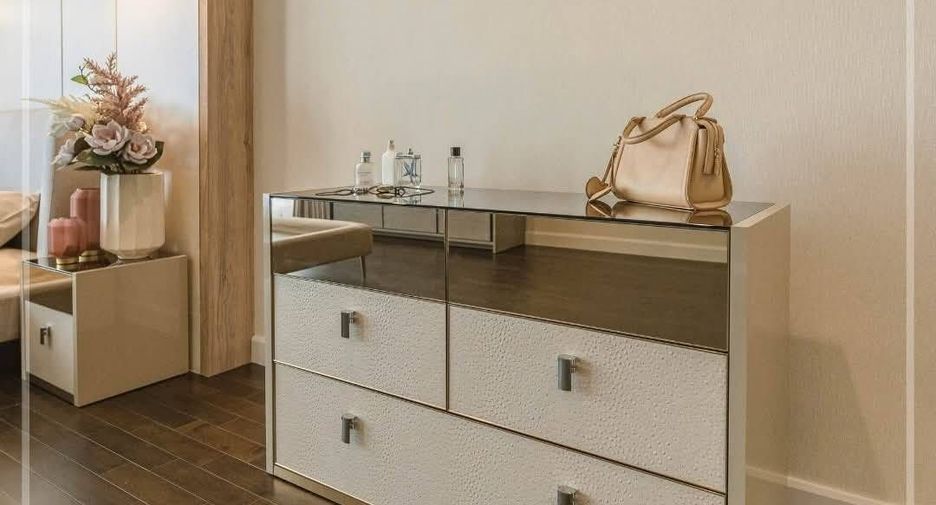 Аренда и продажа 5 спальни дом в Суан Луанг, Бангкок