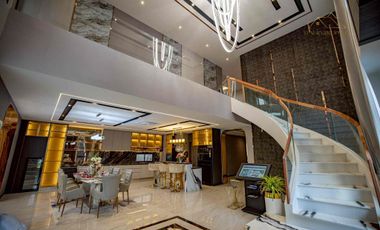 For sale 5 bedrooms villa in Bang Lamung, Chonburi