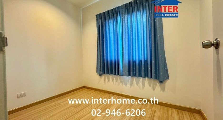For sale 3 bedrooms townhouse in Nong Khaem, Bangkok