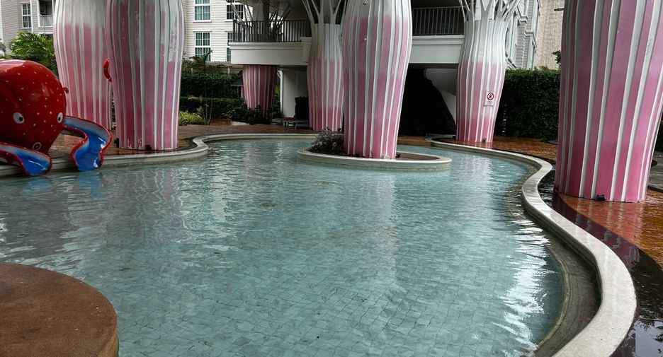 For sale 1 bed condo in Sattahip, Chonburi