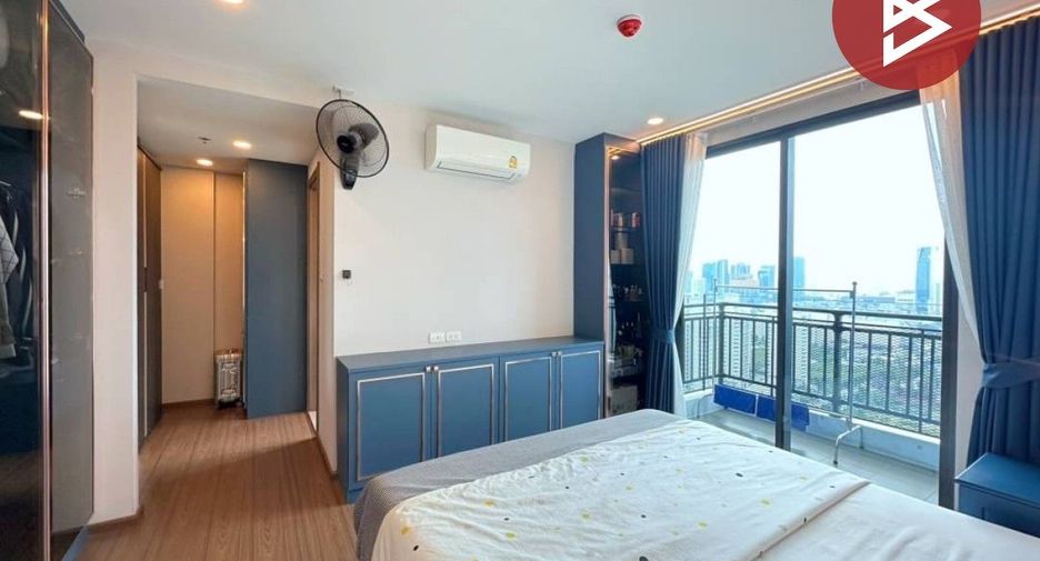 For sale 2 bedrooms condo in Huai Khwang, Bangkok