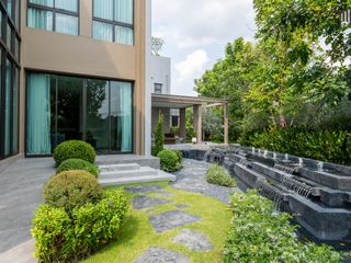 出售 5 卧室 独立屋 在 Saphan Sung, 曼谷