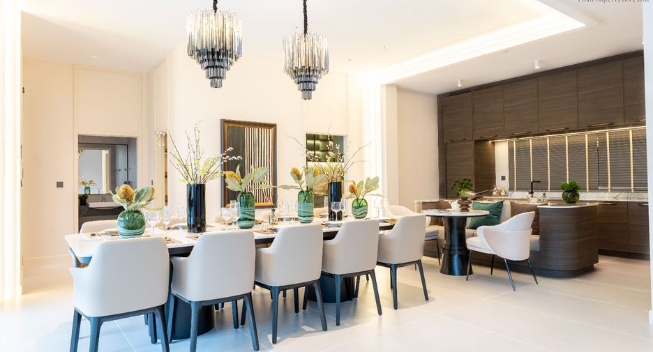For sale 5 bedrooms house in Saphan Sung, Bangkok