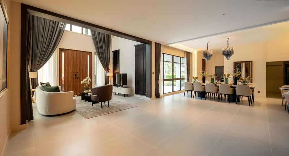 For sale 5 bedrooms house in Saphan Sung, Bangkok