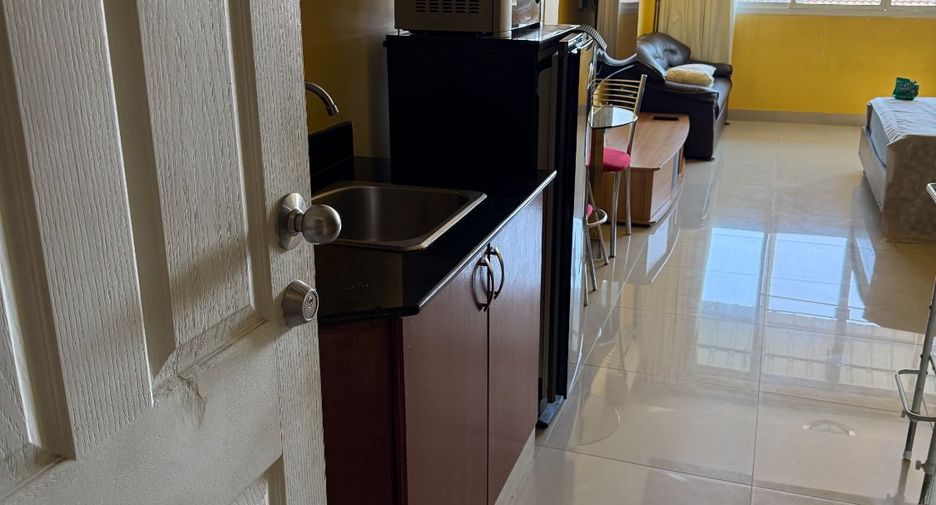For sale studio condo in Bang Lamung, Chonburi
