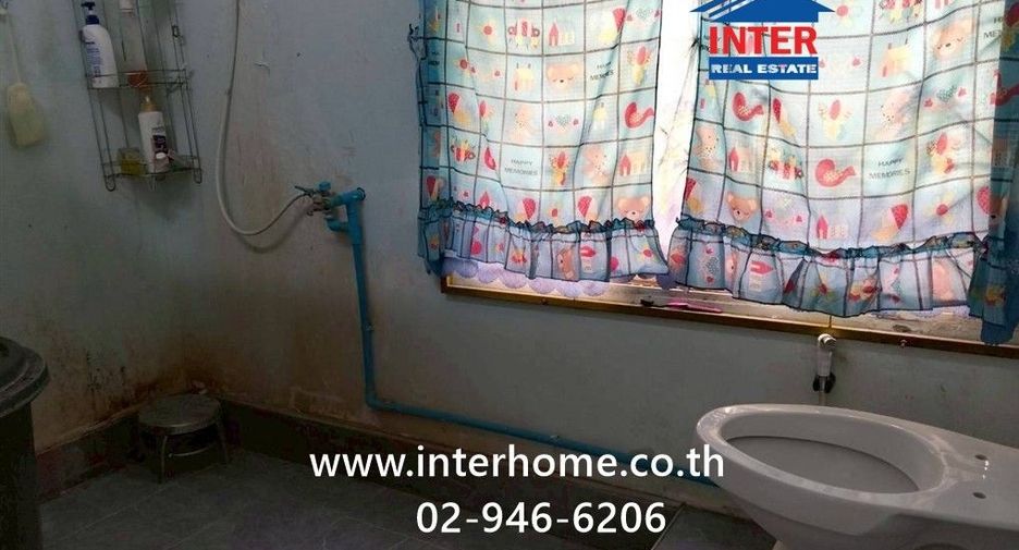 Gewerbefläche zum Kauf mit 4 Zimmer in Khlong Luang, Pathum Thani