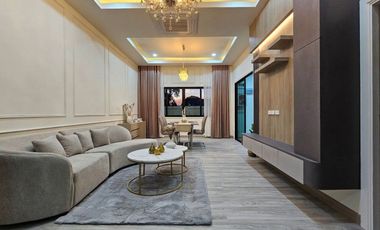 For sale 3 ベッドルーム villa in Bang Lamung, Chonburi