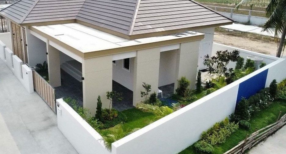 For sale 3 ベッドルーム villa in Bang Lamung, Chonburi