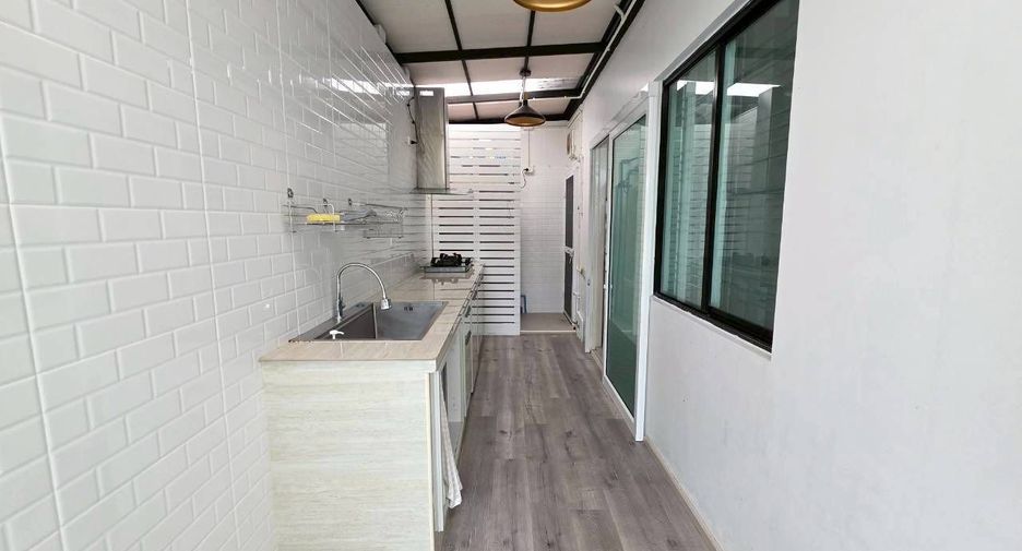 For rent 3 bedrooms house in Bang Phli, Samut Prakan