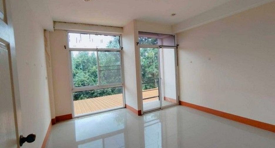 For sale 3 bedrooms townhouse in Samoeng, Chiang Mai