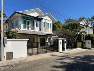 Casa en alquiler de 4 habitaciones en Mueang Chiang Mai, Chiang Mai