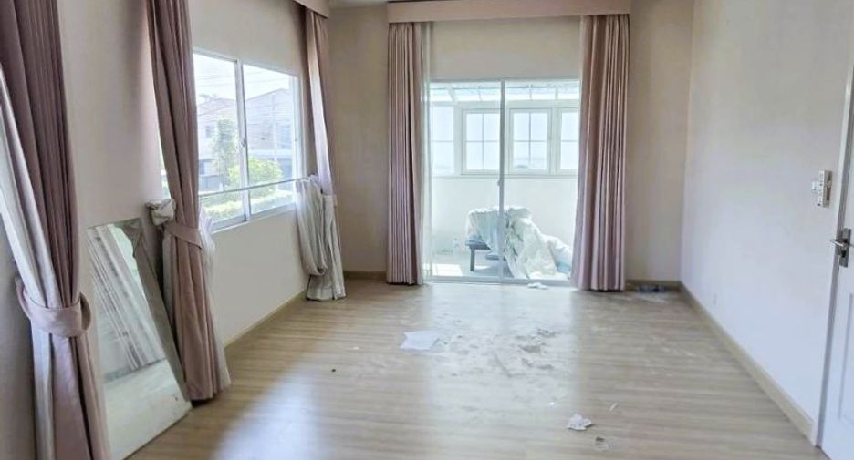 Casa en venta de 3 habitaciones en Mueang Nonthaburi, Nonthaburi