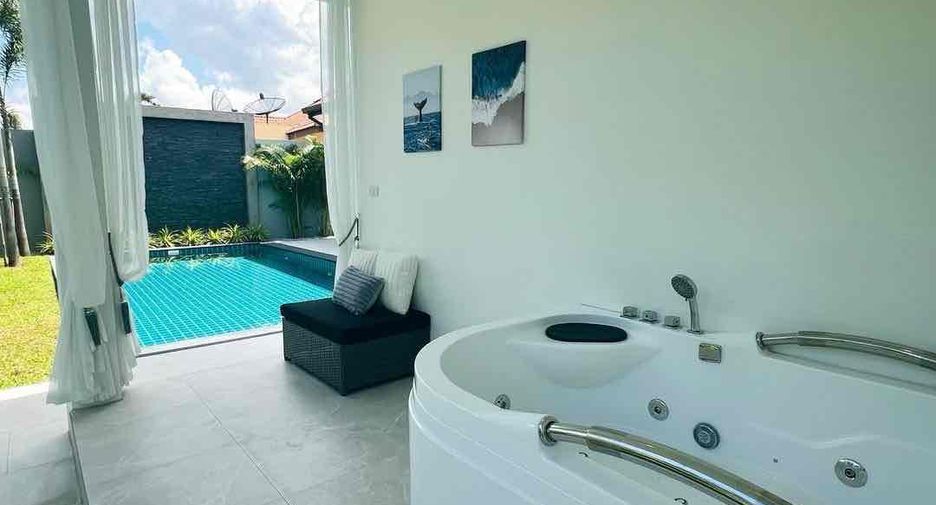 À louer 3 chambres villa à Bang Lamung, Chonburi