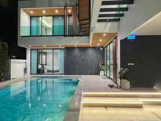 Villa zur Miete mit 4 Zimmer in Bang Lamung, Chonburi