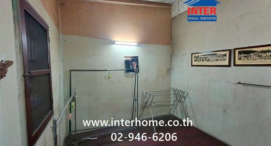 For sale 2 bedrooms townhouse in Sathon, Bangkok
