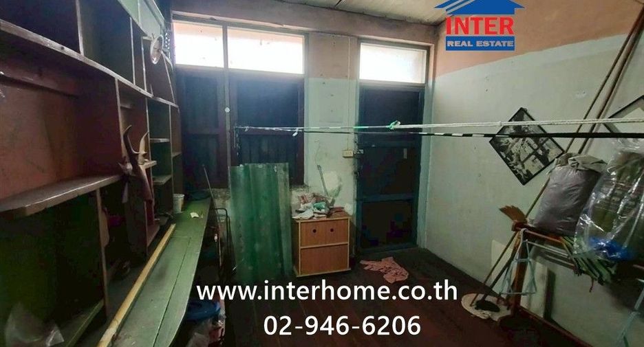 For sale 2 bedrooms townhouse in Sathon, Bangkok