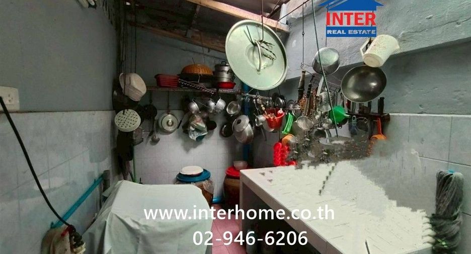 For sale 2 bedrooms townhouse in Sathon, Bangkok