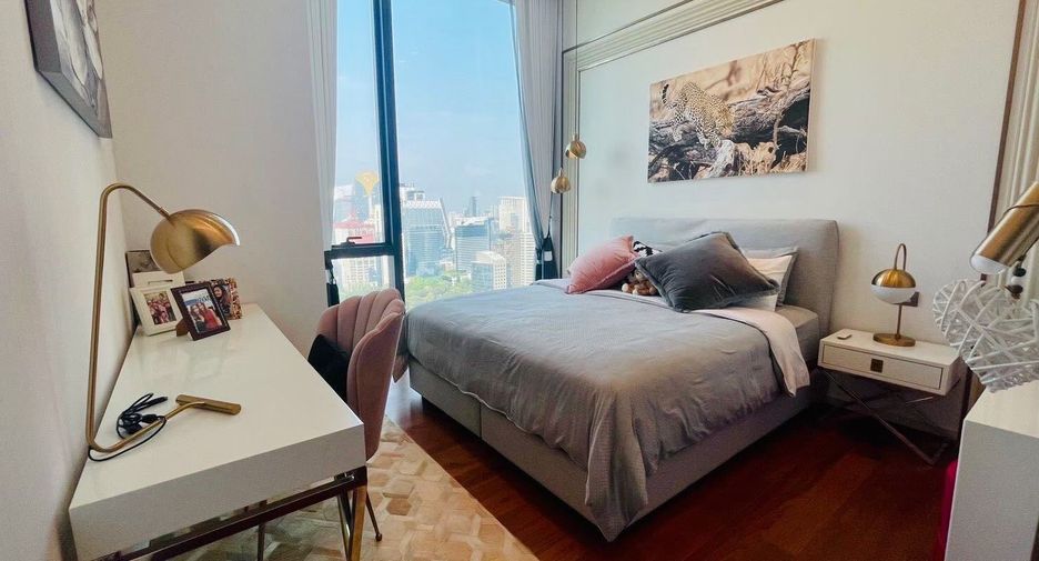 À louer et à vendre 3 chambres condo à Pathum Wan, Bangkok