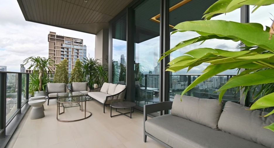 À louer et à vendre 3 chambres condo à Pathum Wan, Bangkok