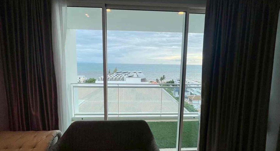 Condo en alquiler de 3 habitaciones en Bang Lamung, Chonburi