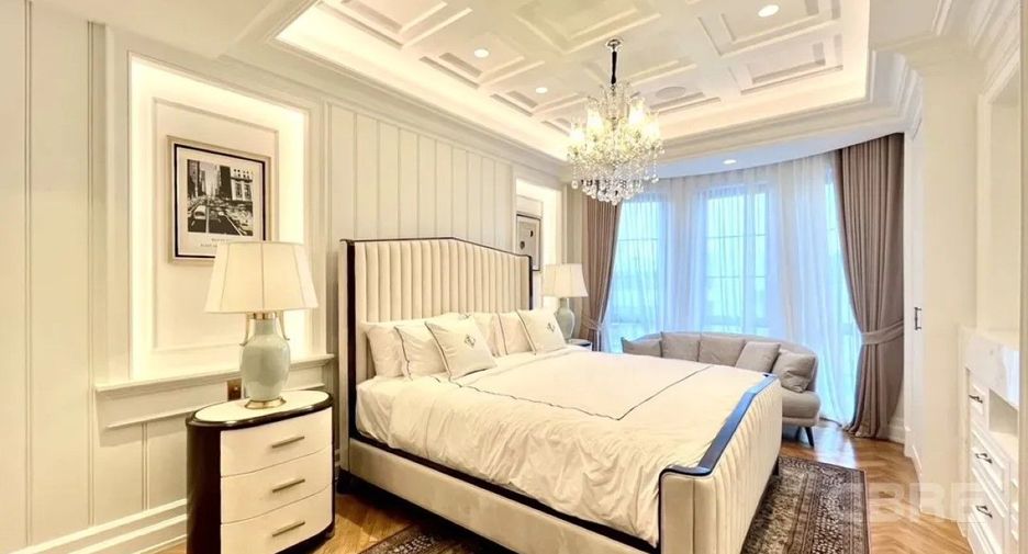 For rent and for sale 4 bedrooms house in Watthana, Bangkok