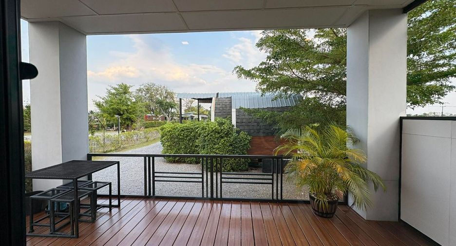 Villa zum Kauf mit 6 Zimmer in Phu Pha Man, Khon Kaen