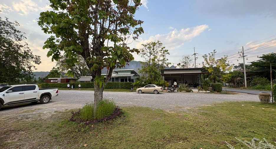 Villa zum Kauf mit 6 Zimmer in Phu Pha Man, Khon Kaen