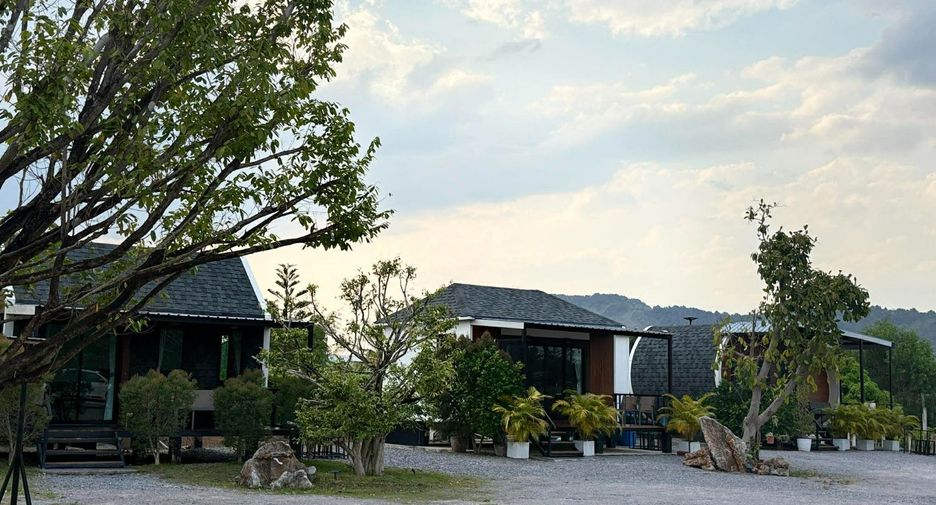 Villa zum Kauf mit 6 Zimmer in Phu Pha Man, Khon Kaen