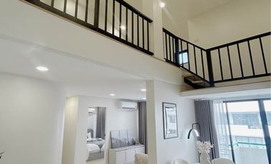 Condo en venta de 2 habitaciones en Phra Khanong, Bangkok