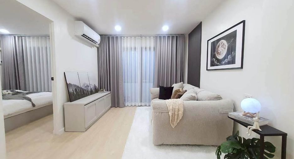For sale 2 ベッドルーム condo in Phra Khanong, Bangkok