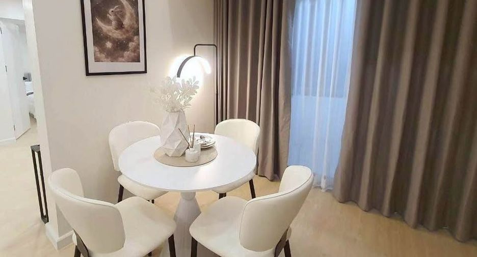 For sale 2 ベッドルーム condo in Phra Khanong, Bangkok