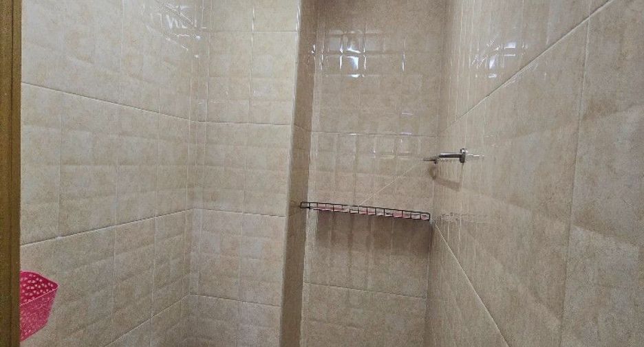 For sale 5 bedrooms townhouse in Bang Bon, Bangkok