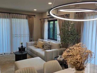 Casa en alquiler de 4 habitaciones en Bang Phli, Samut Prakan