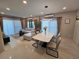 Casa en alquiler de 4 habitaciones en Bang Phli, Samut Prakan