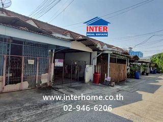 For sale 2 bedrooms townhouse in Wang Thonglang, Bangkok