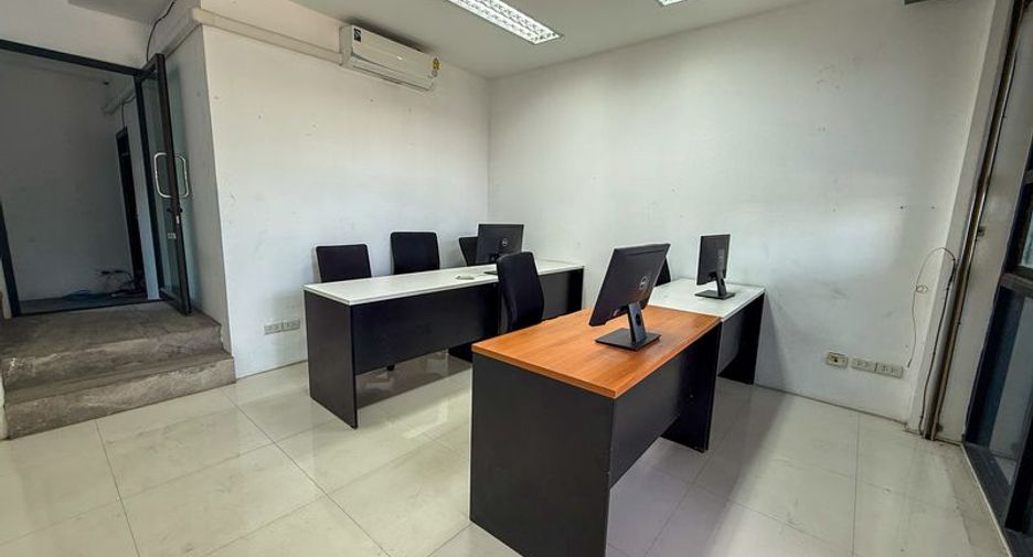 Oficina en venta en Si Racha, Chonburi